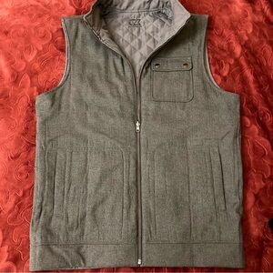 Cutter & Buck Men’s Reversible Vest Gray Big & Tall
Zip Sz LT Golf Walk Hike